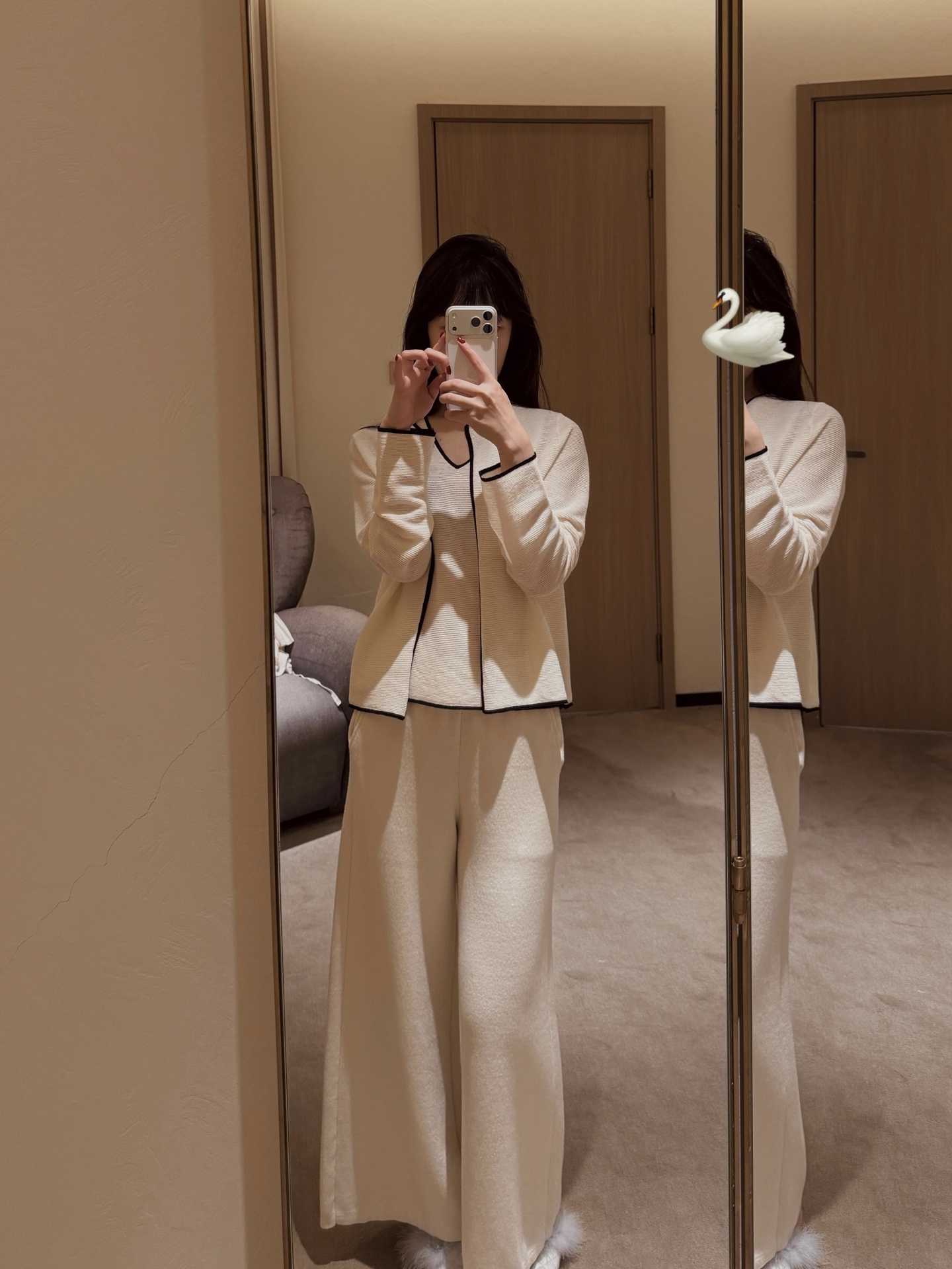 NO:803512,Everyday high-end fragrance is too expensive,,19860909日常高级香 太显贵了,,,Women's clothing