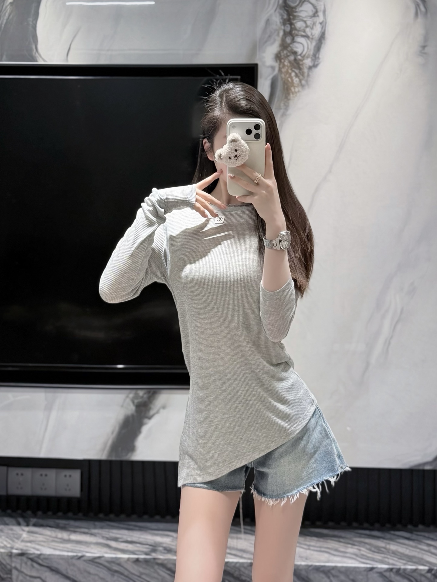 NO:823754,Irregular tailoring shows off your figure,19860909不规则剪裁 好显身材,,,Women's clothing