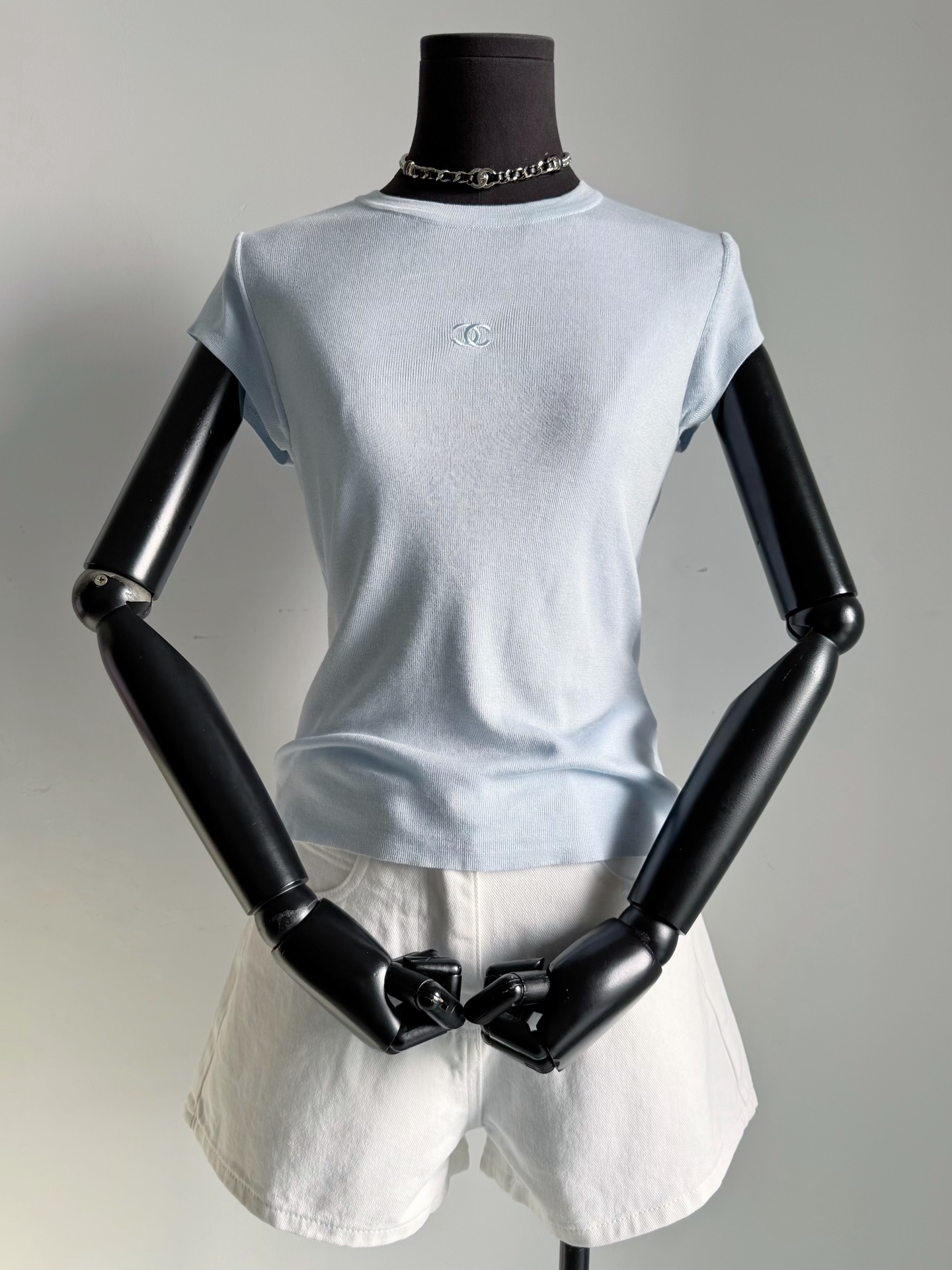 NO:827370,Blue·detailed actual photos, very light saturation, very high-end, real skin-friendly, silky and not stuffy, easy to wear in summer,,19860909蓝色·细节实拍图 非常淡的饱和度很高级 实物亲肤丝滑不闷热 夏天穿着,轻轻松松,,,Women's clothing