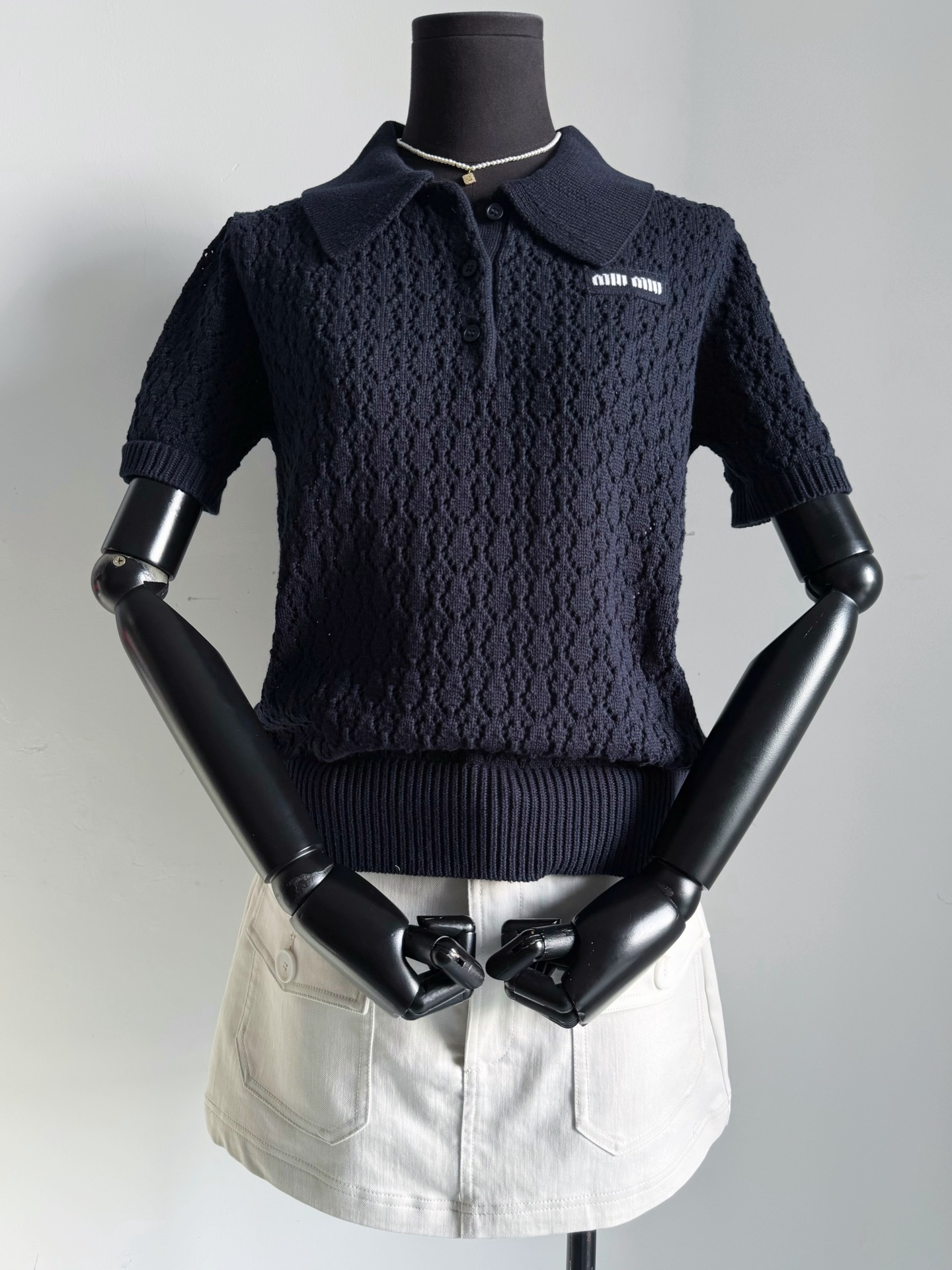 NO:934304,Deep navy blue·Detailed real shots. This year’s new model, please tell the difference. The patterns of the fabric and hollow weaving are different.19860909深藏蓝·细节实拍图 今年的新款喔区别一下 面料和镂空织造的花纹都不同,,,Women's clothing