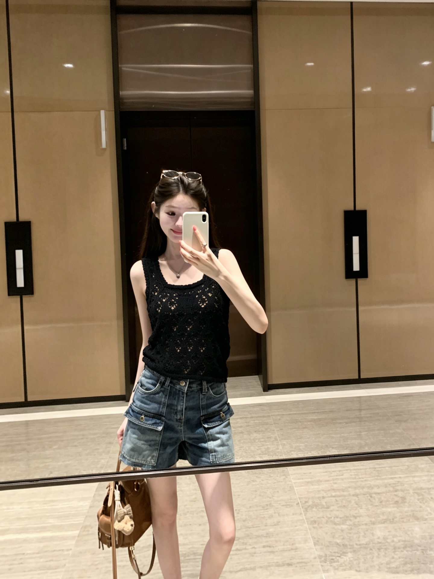 NO:902120,A logo that’s neither too much nor too little, low-key and luxurious,19860909不多不少的logo 低调奢侈,,,Women's clothing