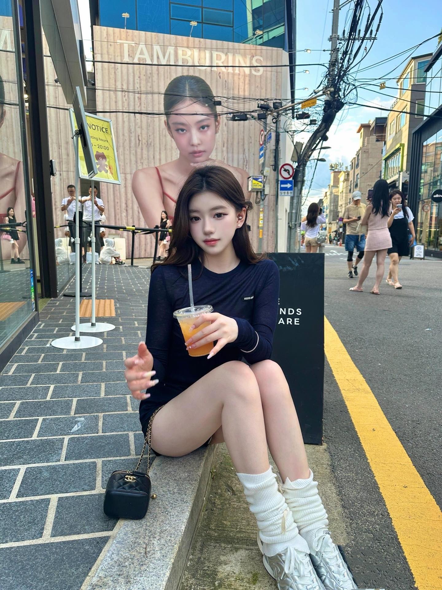 NO:932185,High-end basic items, one piece for everyone,19860909高级感基础单品 人手一件,,,Women's clothing