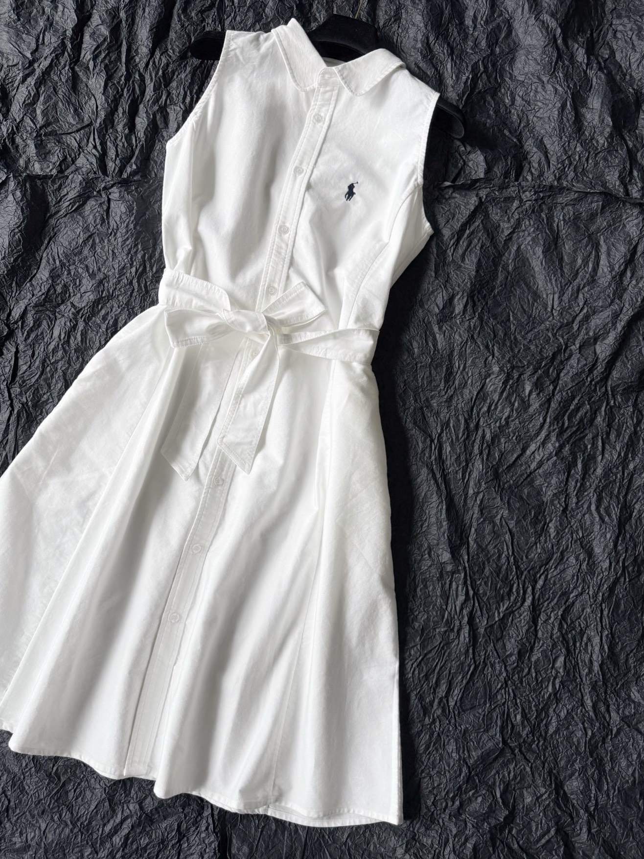 NO:911123,Ralph Lauren's first love little white dress is so beautiful~ The upper body is directly visible in the white moonlight. The waist can be cinched at the front and back + umbrella skirt version. It is perfectly accommodated no matter what body shape it is. It really shows off the waist!! The feel and upper body effect of the custom fabric are like the visual feeling of a wealthy daughter with its own soft light filter. Spring and summer travel dates/whoever takes the photos will produce the photos, loro piana, skirts,19860909Ralph Lauren初恋小白裙美到心坎了~ 上身直接白月光既视感 前后都可收腰系带+伞裙版型 不论什么身材都被完美包容 真的好显腰细 !! 定制面料一样的手感和上身效果 像自带柔光滤镜的富家千金既视感 春夏旅游约会/谁拍谁出片,,loro piana,skirts,,Women's clothing