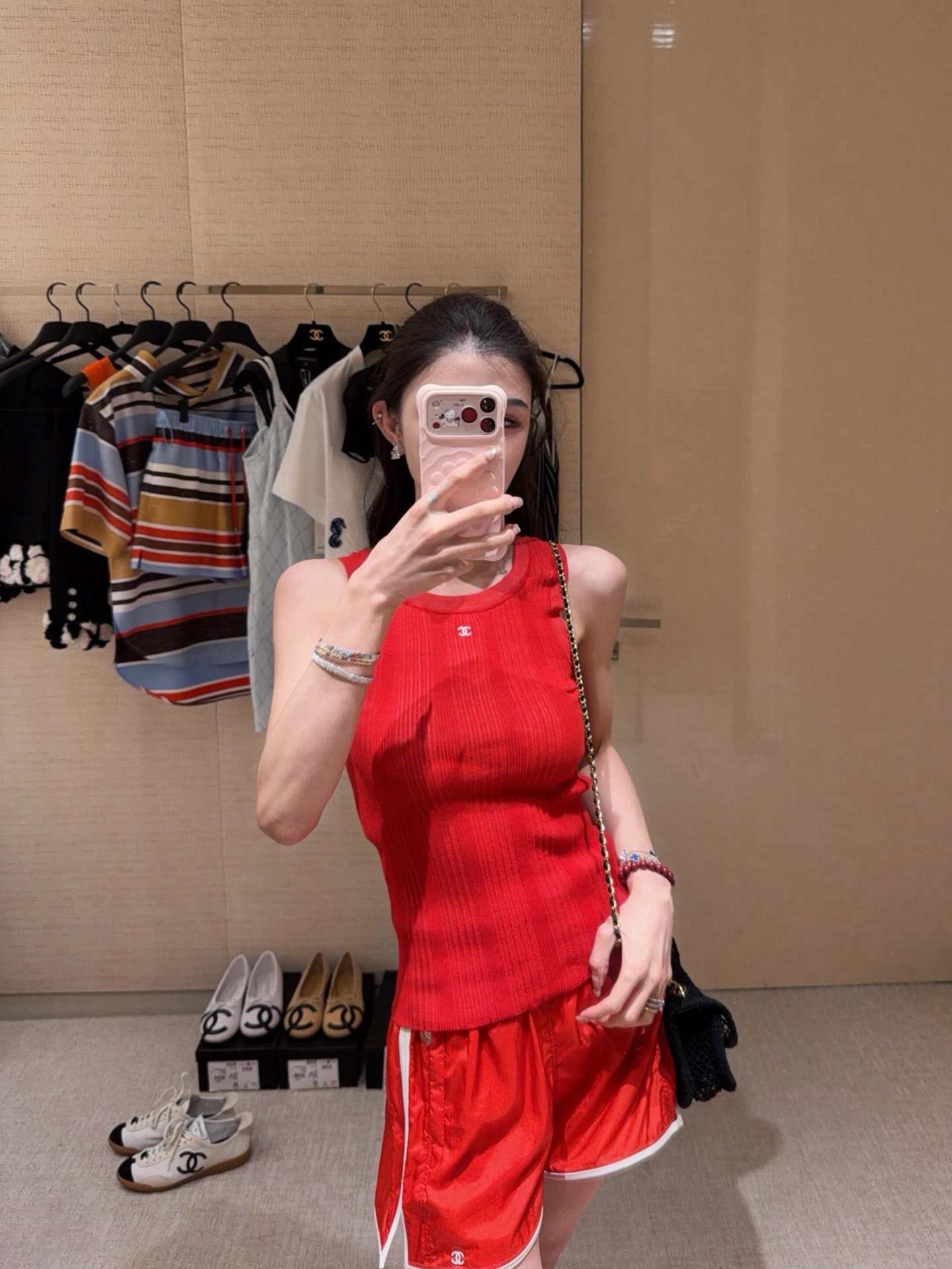 NO:909754,All counters recommend this red color and I love it too,,19860909柜台都推荐这个红色 我也很爱,,,Women's clothing