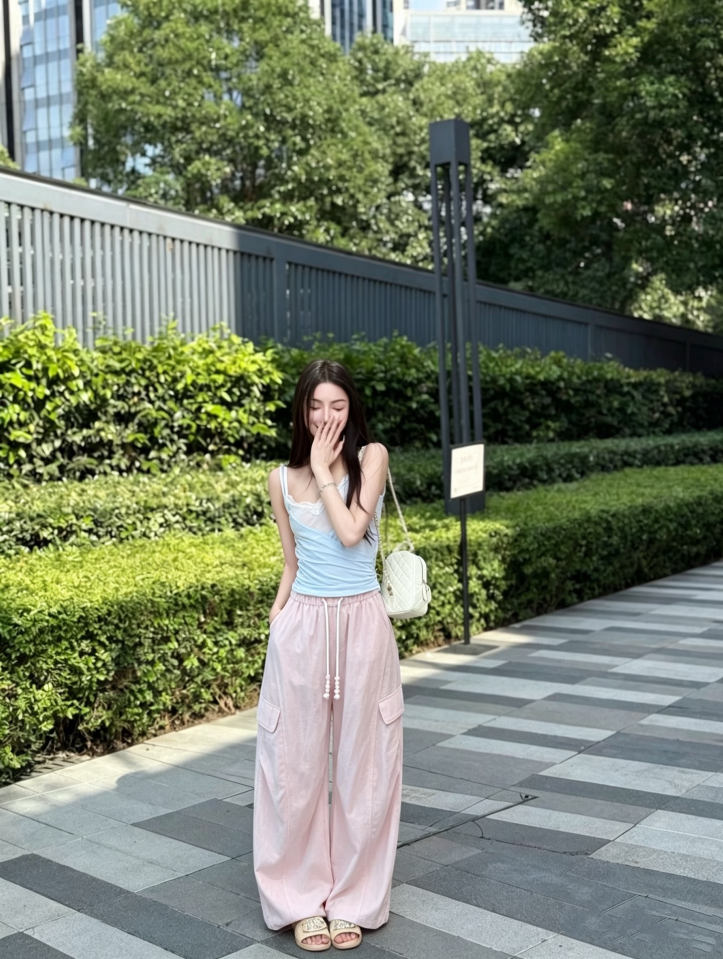 NO:911104,Wear it from summer to early morning and wear it again and again,19860909从夏天穿到早起 无限复穿,,,Women's clothing