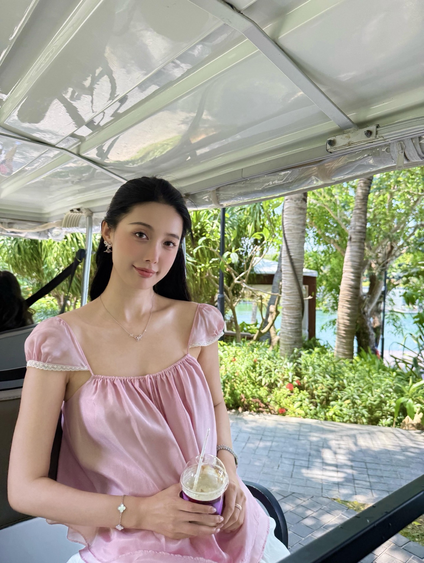 NO:923918,Very high-end resort style for self-retention,,19860909很高级的度假风 自留,,,Women's clothing
