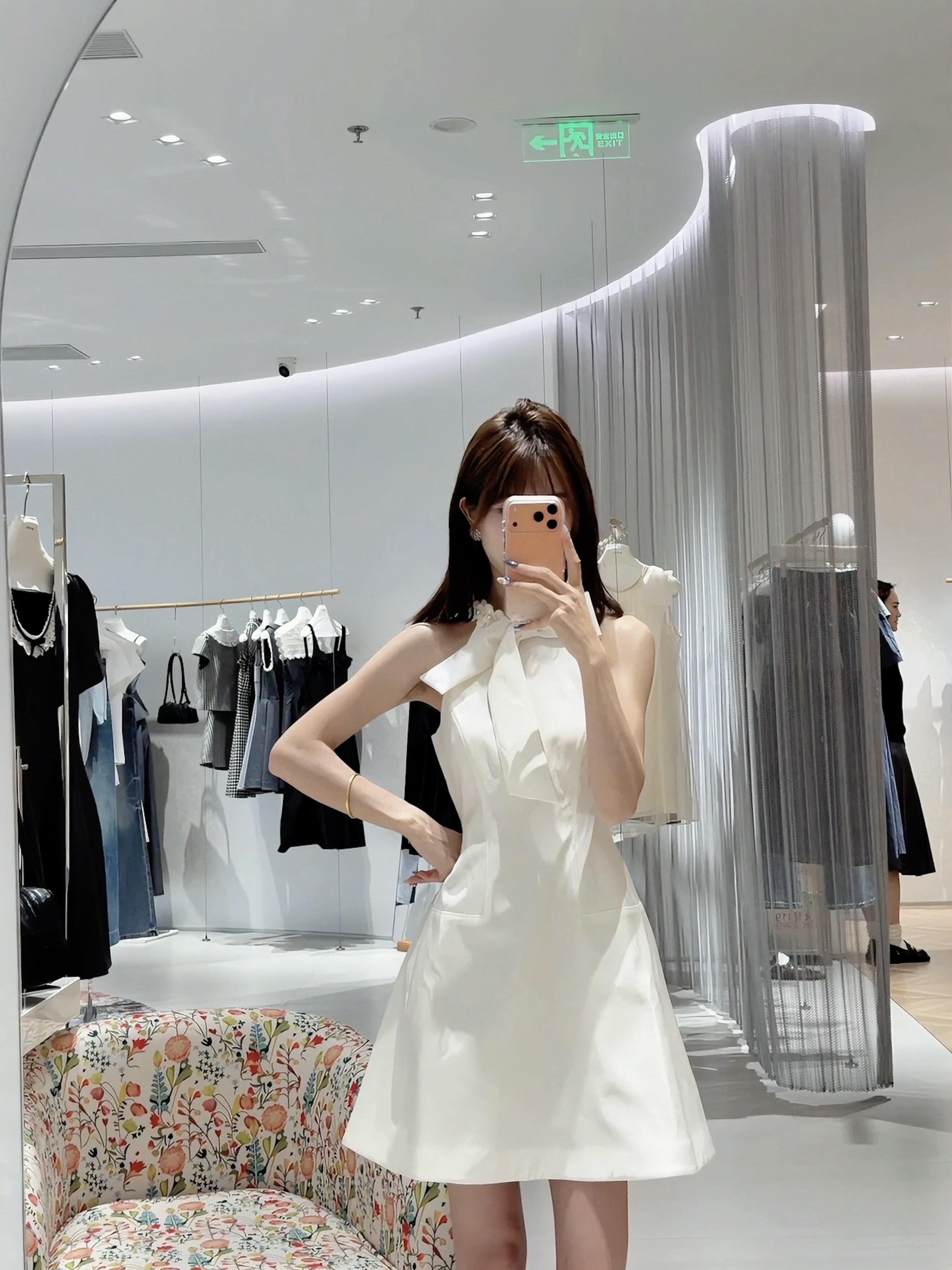 NO:927599,Gentle, well-behaved and charming,19860909温婉 乖巧 动人,,,Women's clothing
