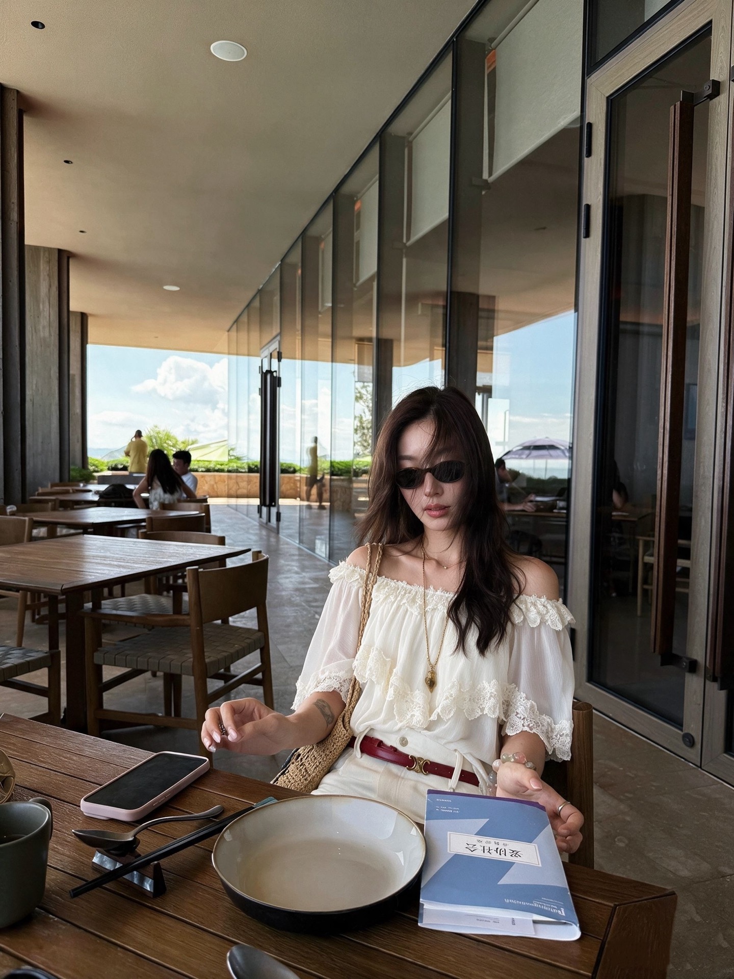 NO:930550,Traveling and vacationing, this little shirt is so stunning,,19860909旅行度假 这件小衫太出片了,,,Women's clothing