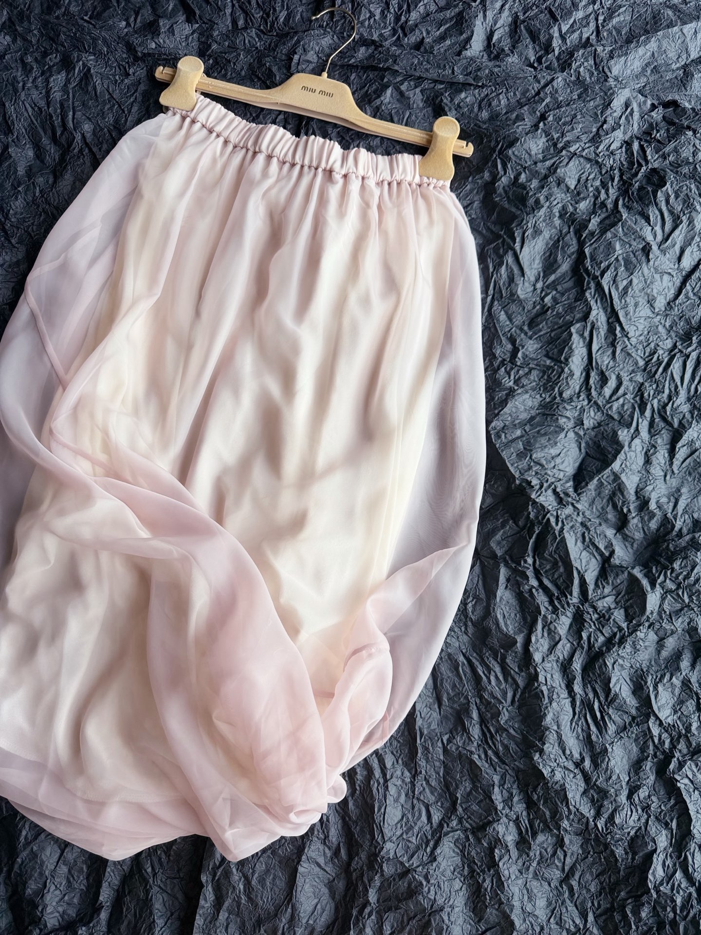 NO:932197,Detailed picture of matching skirt. It also looks beautiful when worn alone with a solid color top, skirts,19860909配套·半裙细节图 单独搭配纯色上衣也很美,,skirts,,Women's clothing