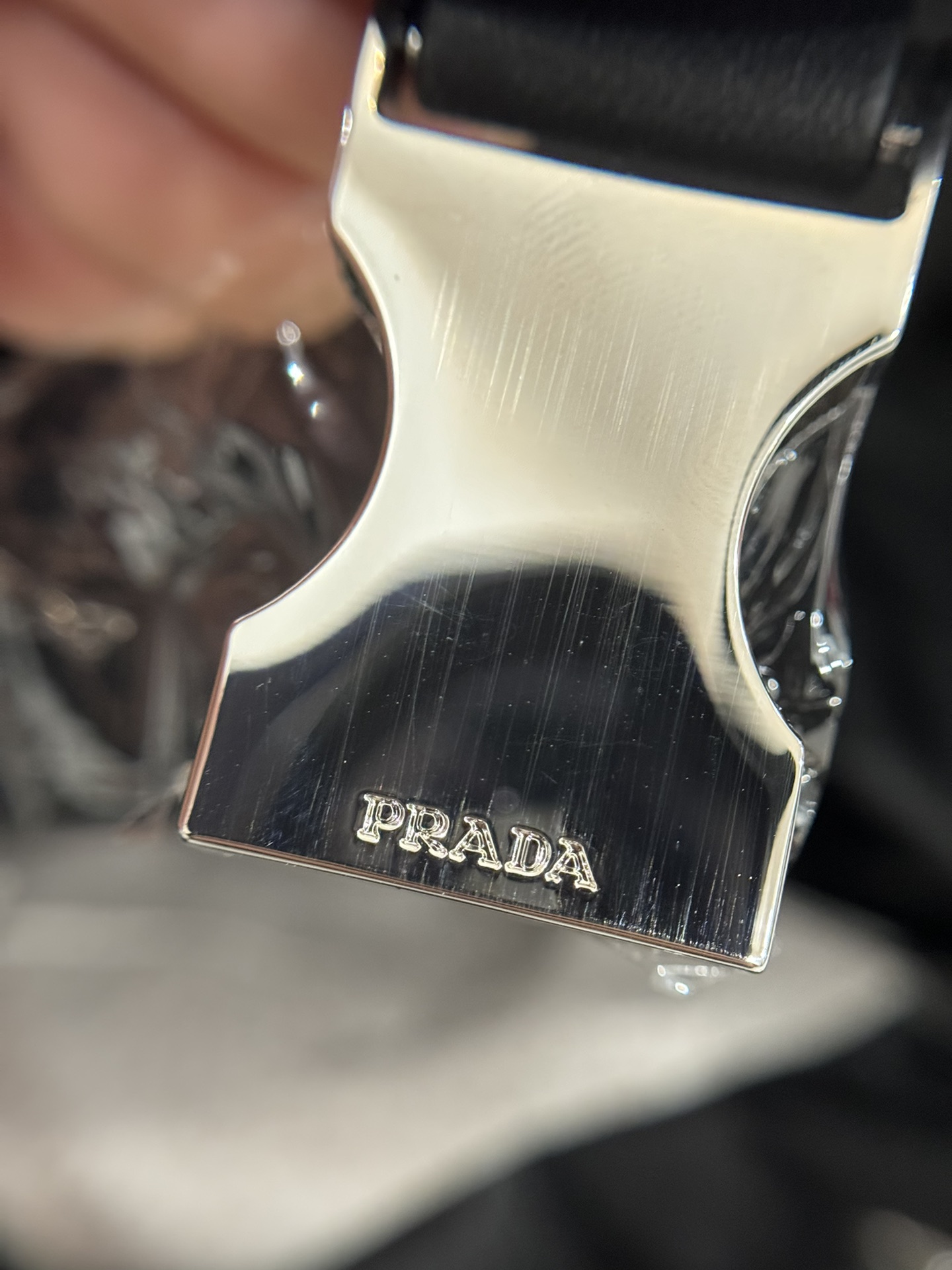 Prada Hardware pull tag details reference