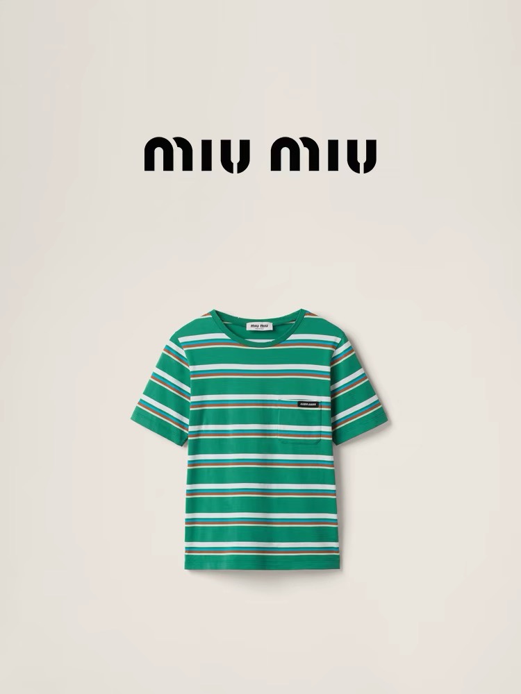 Miu❤️新品 超火的绿色短袖T恤\nSMLzddll¥