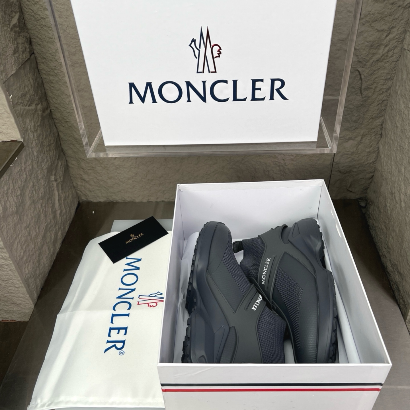 Moncler Men's Gray Knit High-Top Sneakers, Breathable and Comfortable 2 i1745268146990 2885