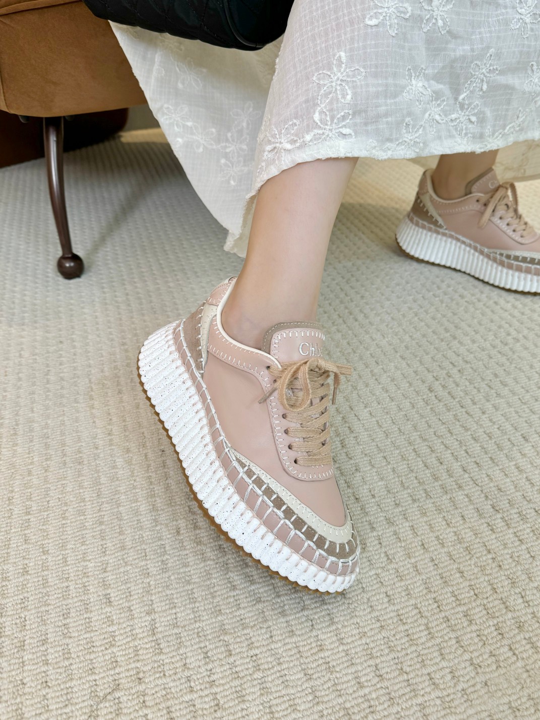 Chloe’s 2024 Cosmopolitan Sandals: Multicolored, Airy, Imported Cow Skin Fabric - 图片 4