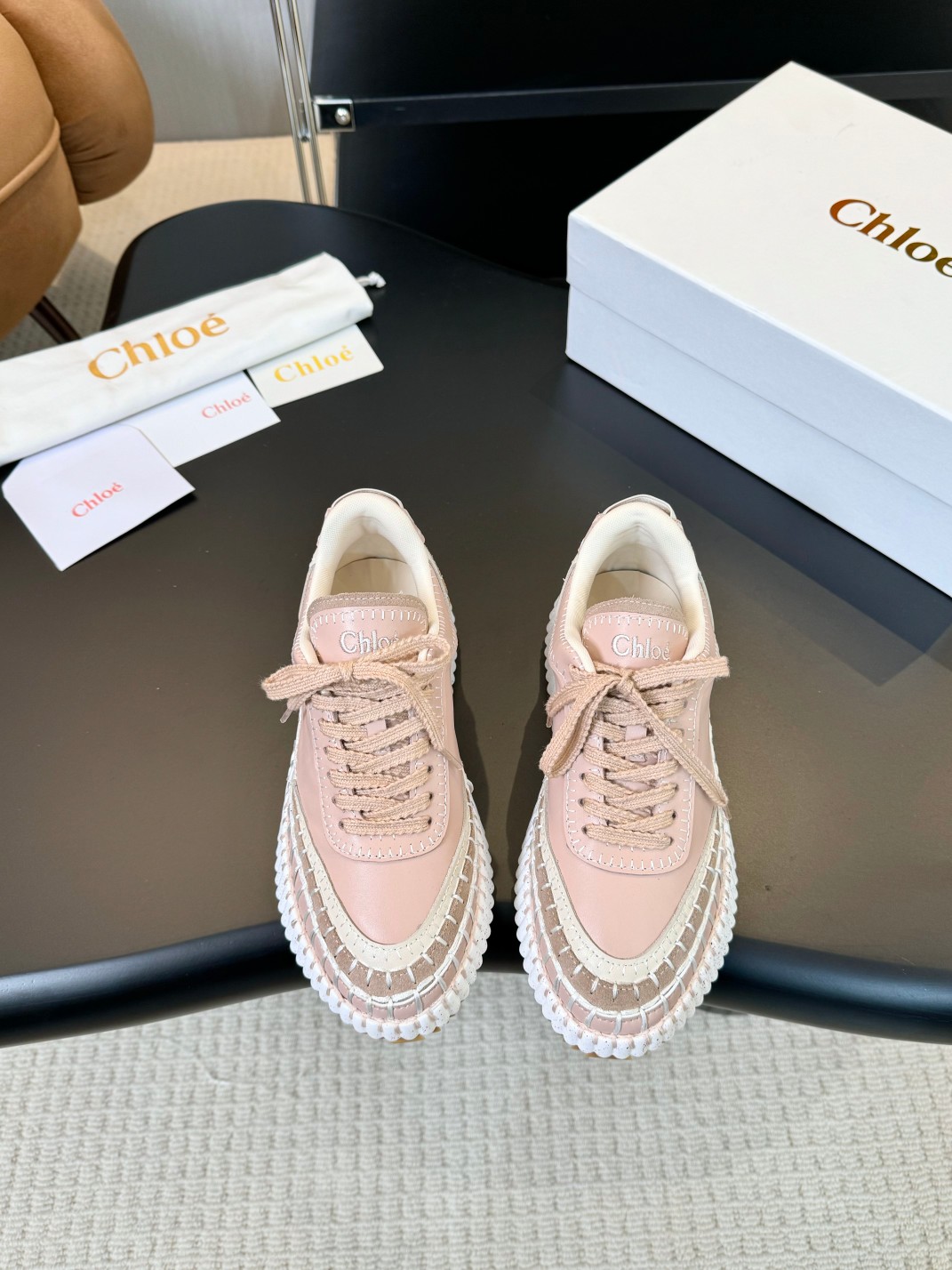 Chloe’s 2024 Cosmopolitan Sandals: Multicolored, Airy, Imported Cow Skin Fabric - 图片 9