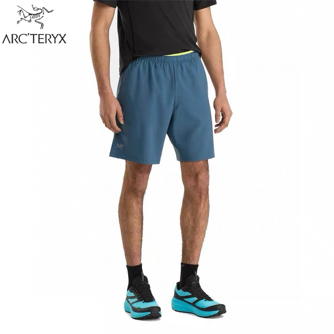 💰90
ARC’TERYX 始祖鸟 25夏季新款！海外版男子透气运动健身跑步速干短裤！观网门店同步！科技速干面料！松紧腰设计！面料清爽透气！薄而不透！吸湿排汗快干！时刻保持身体干爽！全天候户外运动跑步打球等都是不可多得的好裤子！立体拼接裁剪工艺！特殊部位都是采用特殊面料！后面两个口袋！隐藏式简洁抽绳自行调节！果断自留了！喜欢的不要错过！

颜色：黑色，灰色，蓝色
尺码：M-3xL(尺码表见图九）