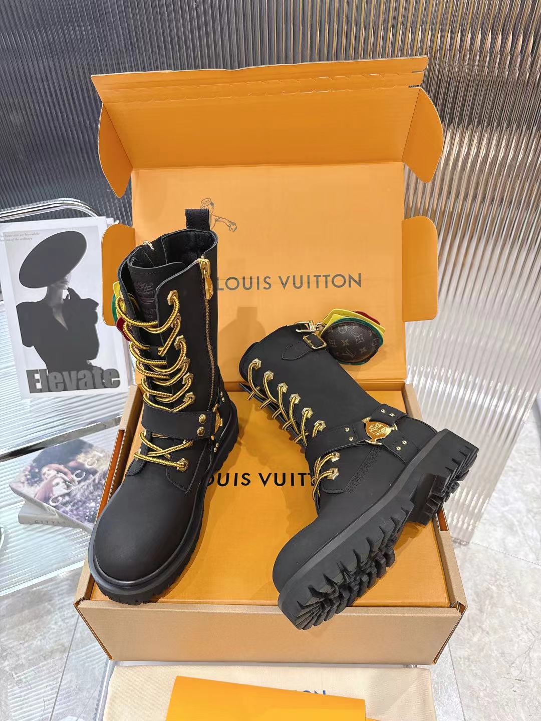 LV x Timberland Black Leather Ankle Boots with Hamburger Charm for Women 7 a1757509279647 8664