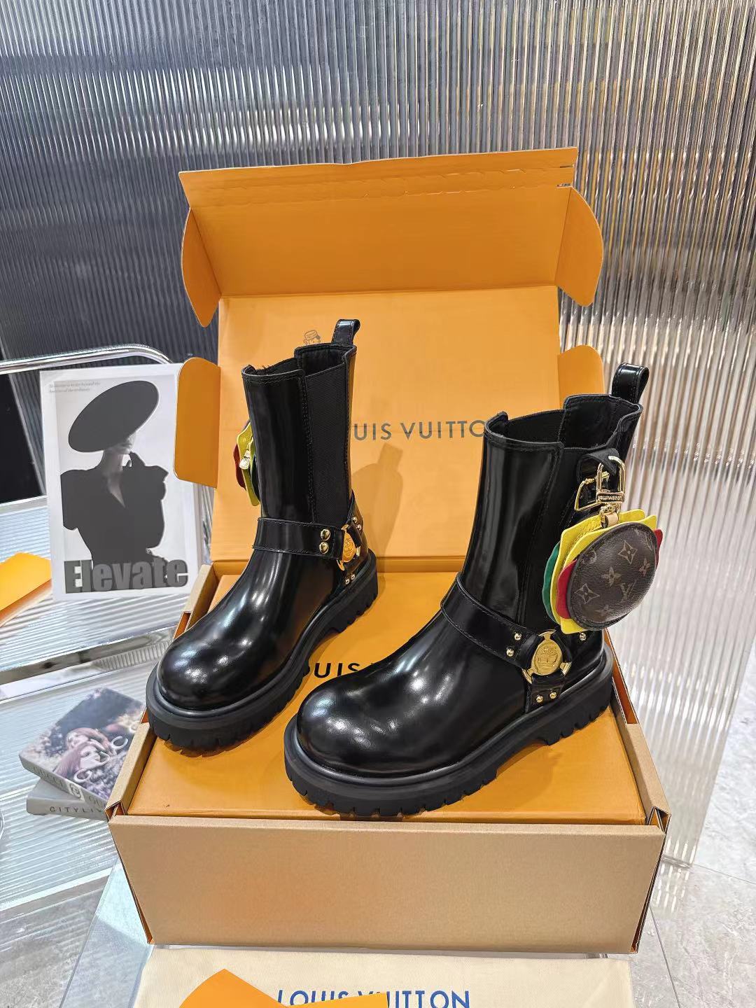 LV x Timberland Collab Black Leather Ankle Boots with Burger Charm 5 a1757509374478 5465