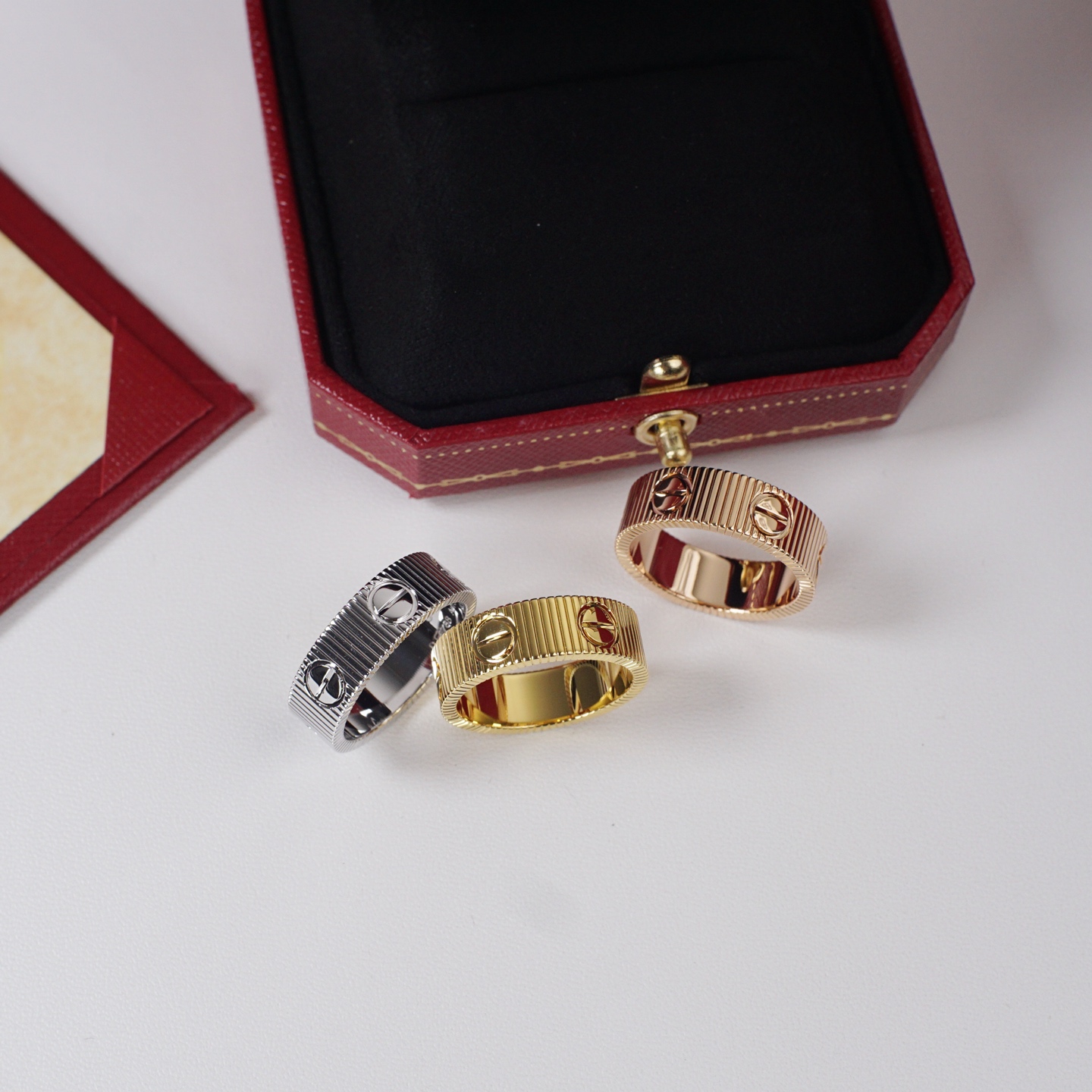 Cartier 卡地亚2025新款love戒指
