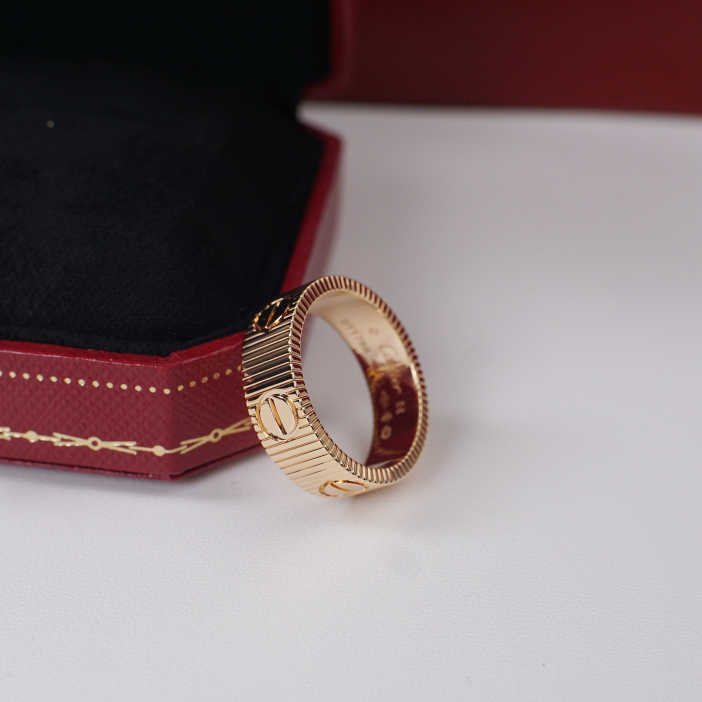 Cartier 卡地亚2025新款love戒指