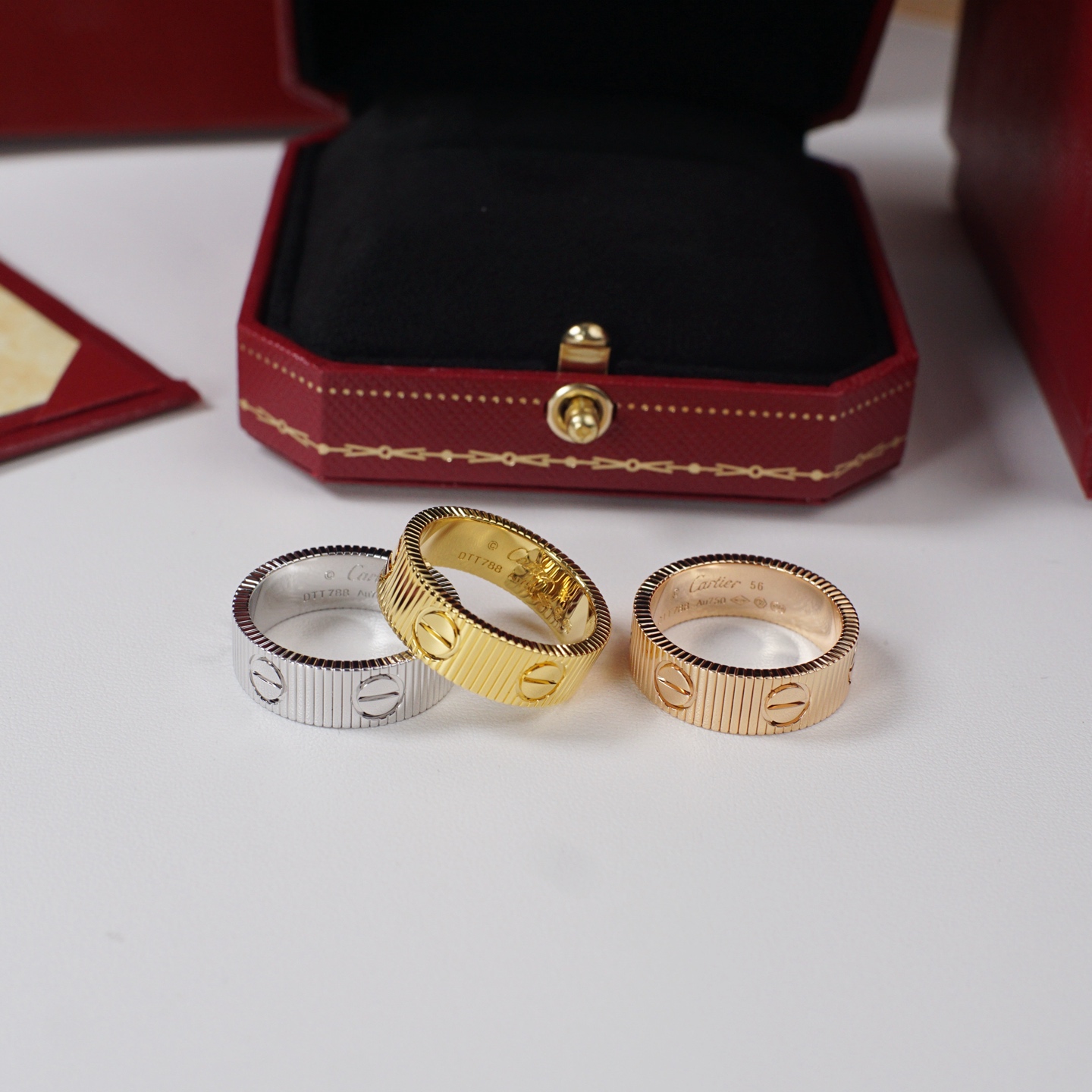 Cartier 卡地亚2025新款love戒指