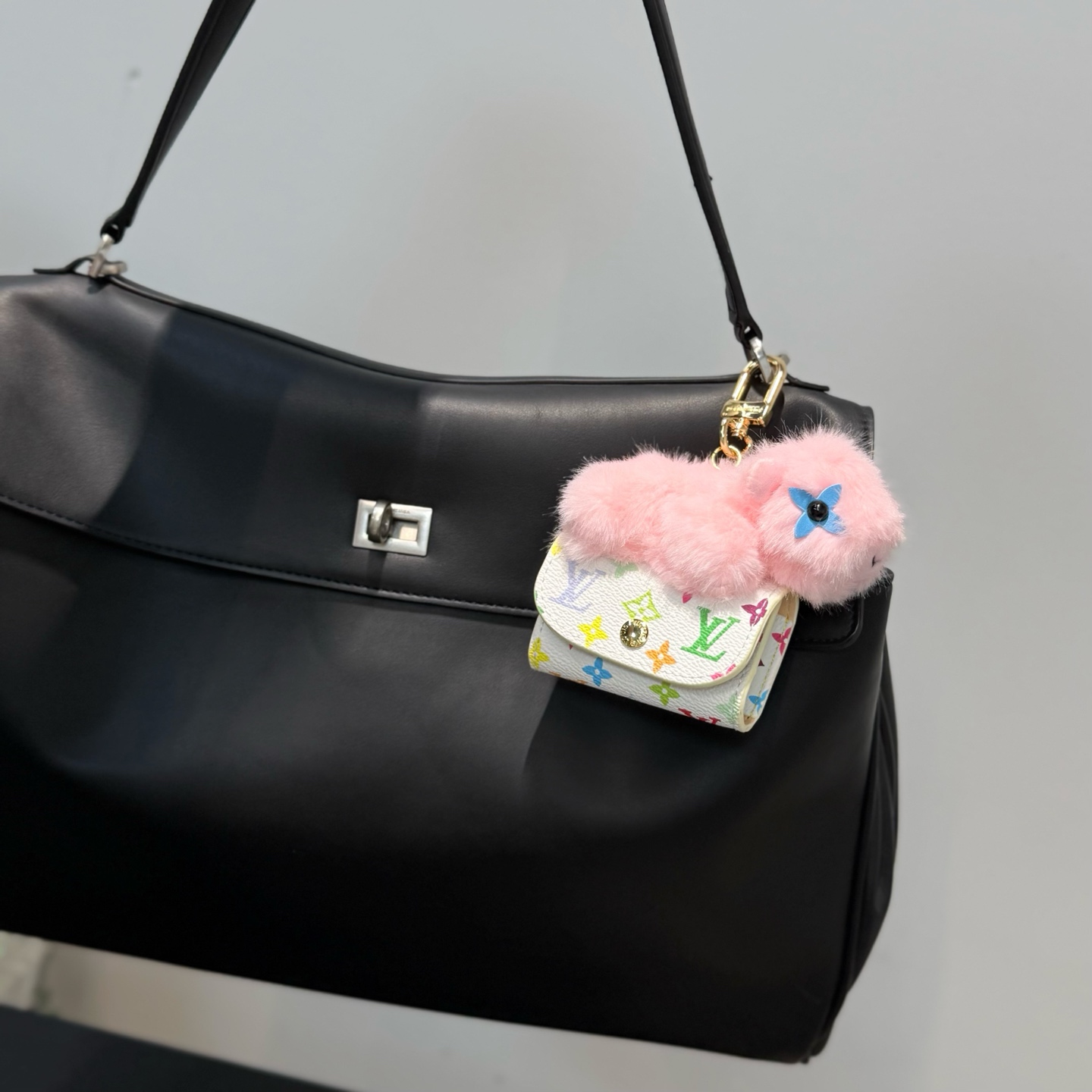 Louis Vuitton Luxury Handbag Collection 8