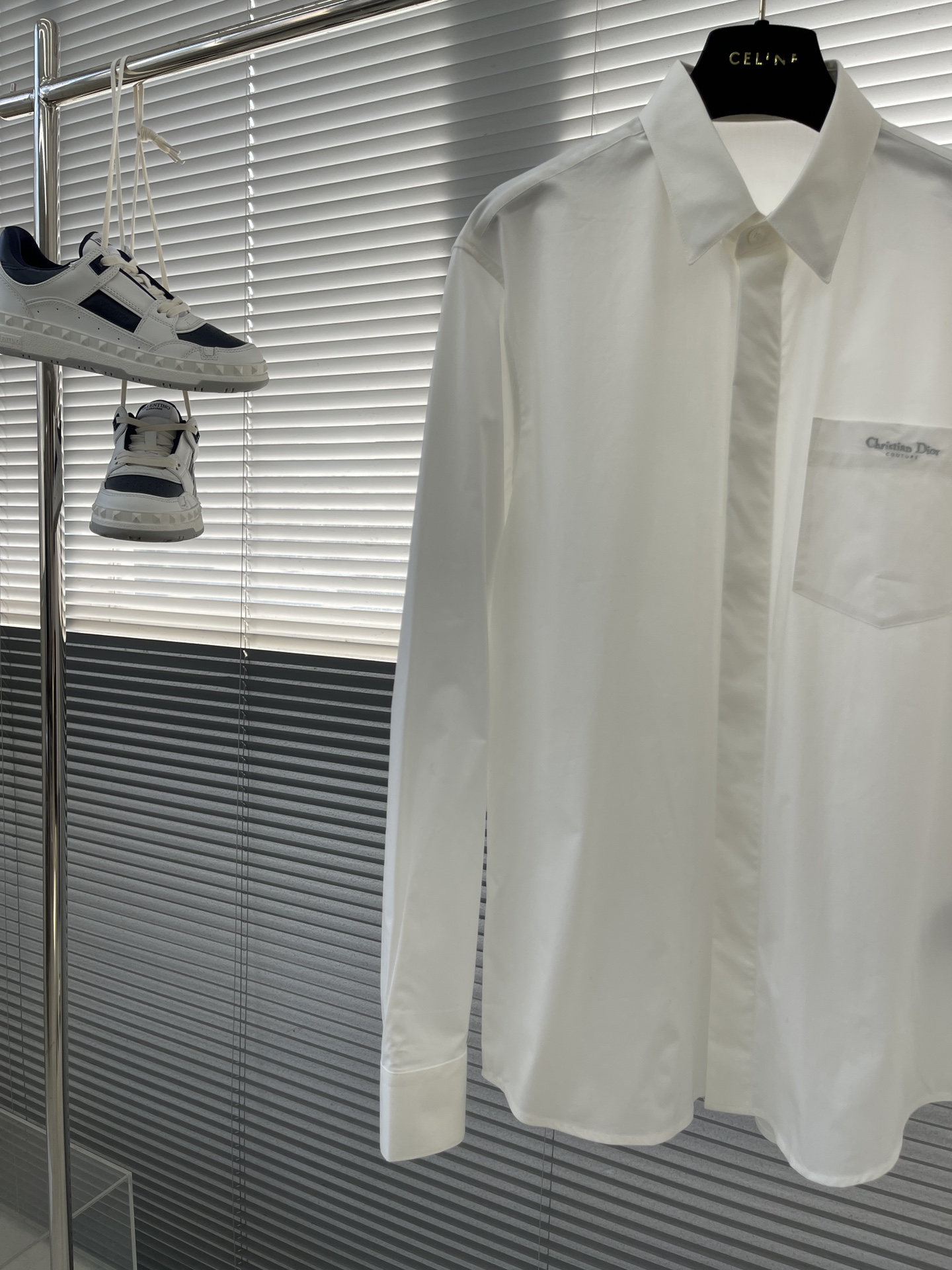Dior White Cotton Poplin Shirt with Pocket Embroidery, Button-Down Closure 2 i1704013989 6550 0