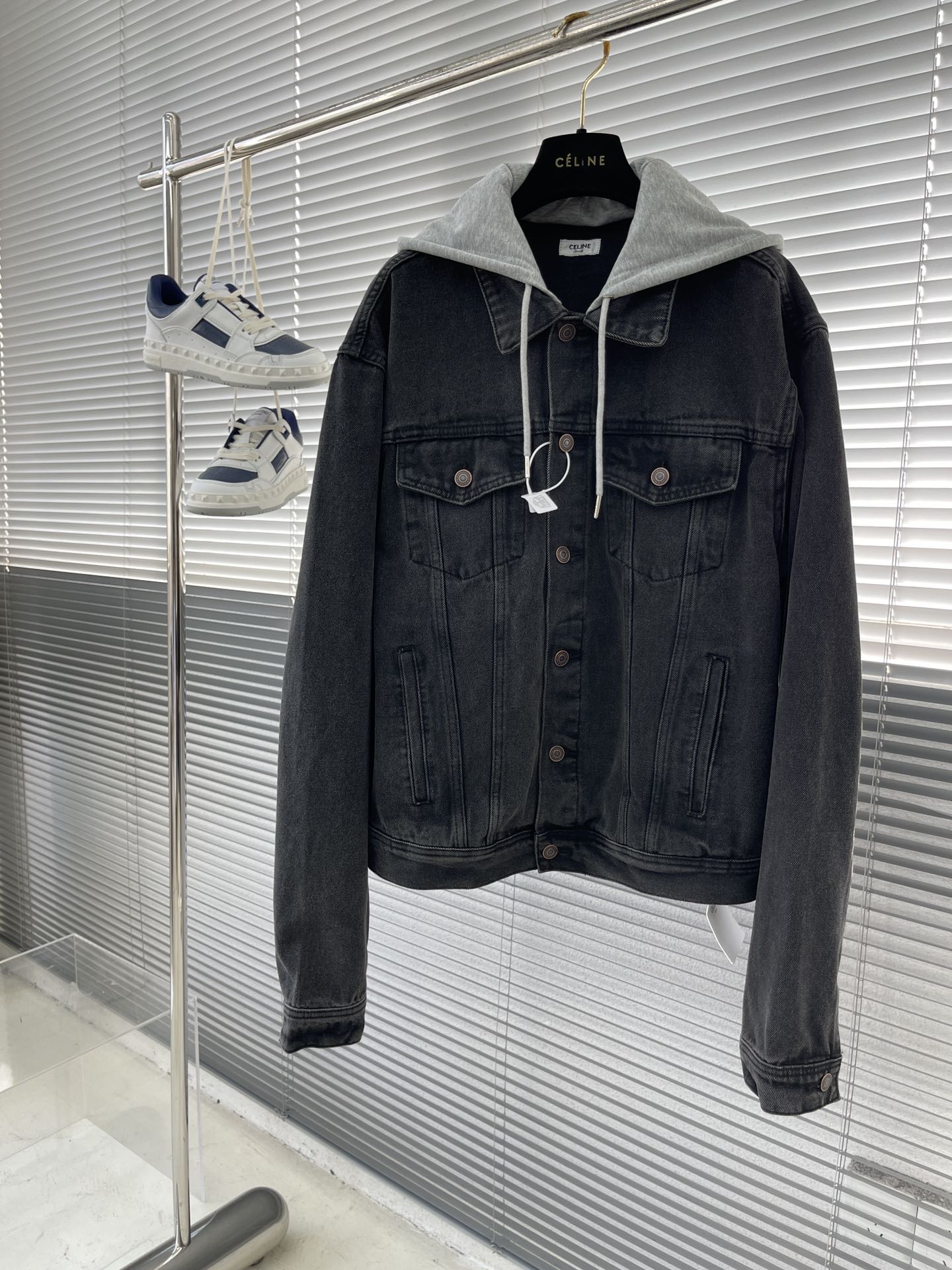 Celin Cowboy Coat: High-Quality Denim and Original Ash Fabric, Comfortable and Stylish Fit