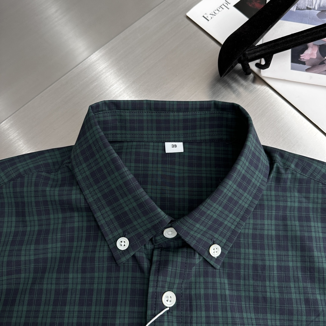 -GVC 格纹标识刺绣小细节棉府绸衬衫。明扣款贝壳扣，面料质感不错舒适透气。男女同款 尺码:38-42（