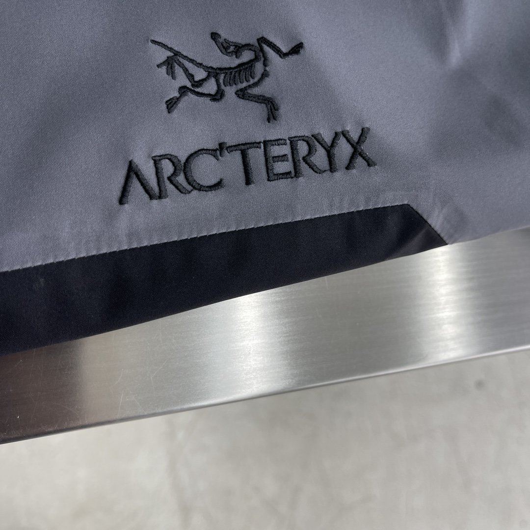 -原版开发Arcteryx始祖鸟XBeams联名款BetaJacketGoreTeX面料拼色刺绣Logo