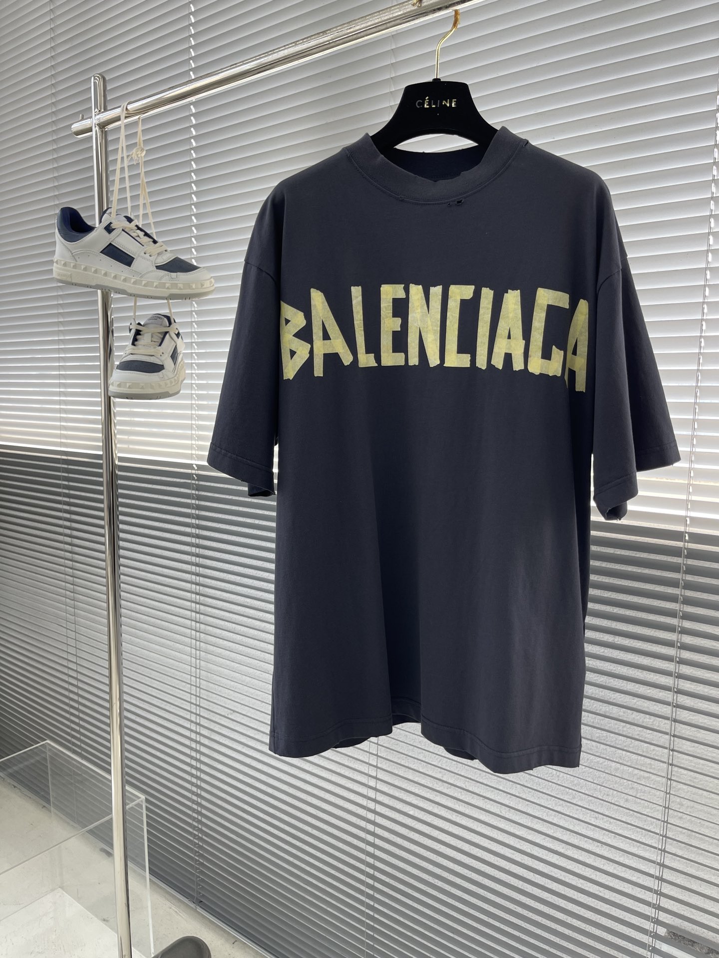 Balenciaga 24ss Distressed Logo Print Oversized T-Shirt for Men and Women