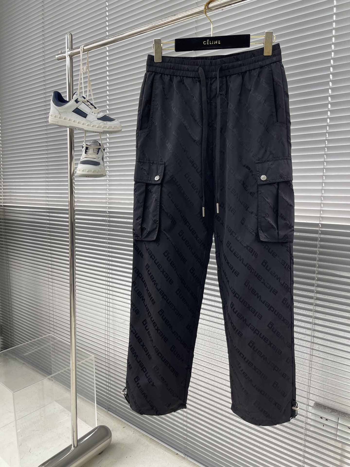 Alexander Wang Jacquard Weave Cargo Pants - Custom High-Density Fabric 1 i1713525039 205 0
