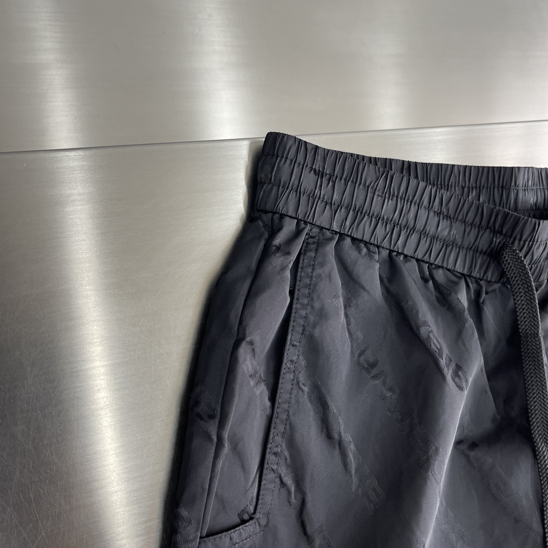 Alexander Wang Jacquard Weave Cargo Pants - Custom High-Density Fabric 3 i1713525039 6019 5