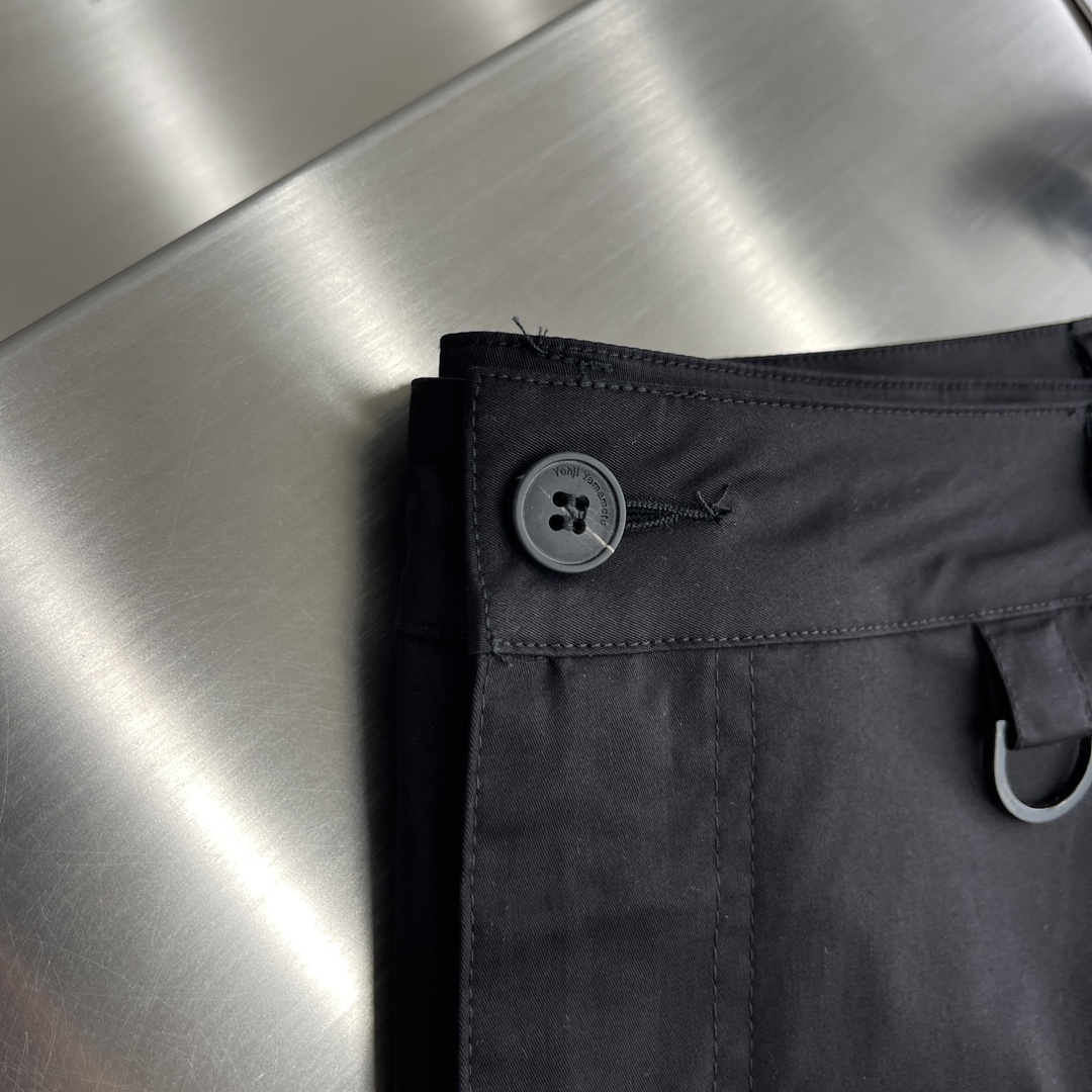 -Y-3 24fw新款工装长裤，高端版本！定制天丝梭织面料， 透气弹力舒适度高，细节无可挑剔，体现高品质