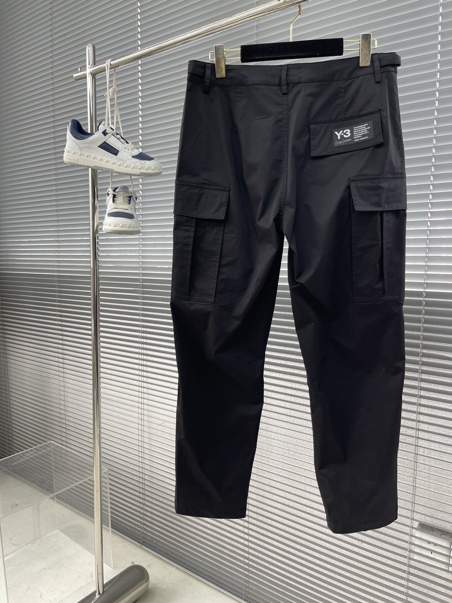 -Y-3 24fw新款工装长裤，高端版本！定制天丝梭织面料， 透气弹力舒适度高，细节无可挑剔，体现高品质