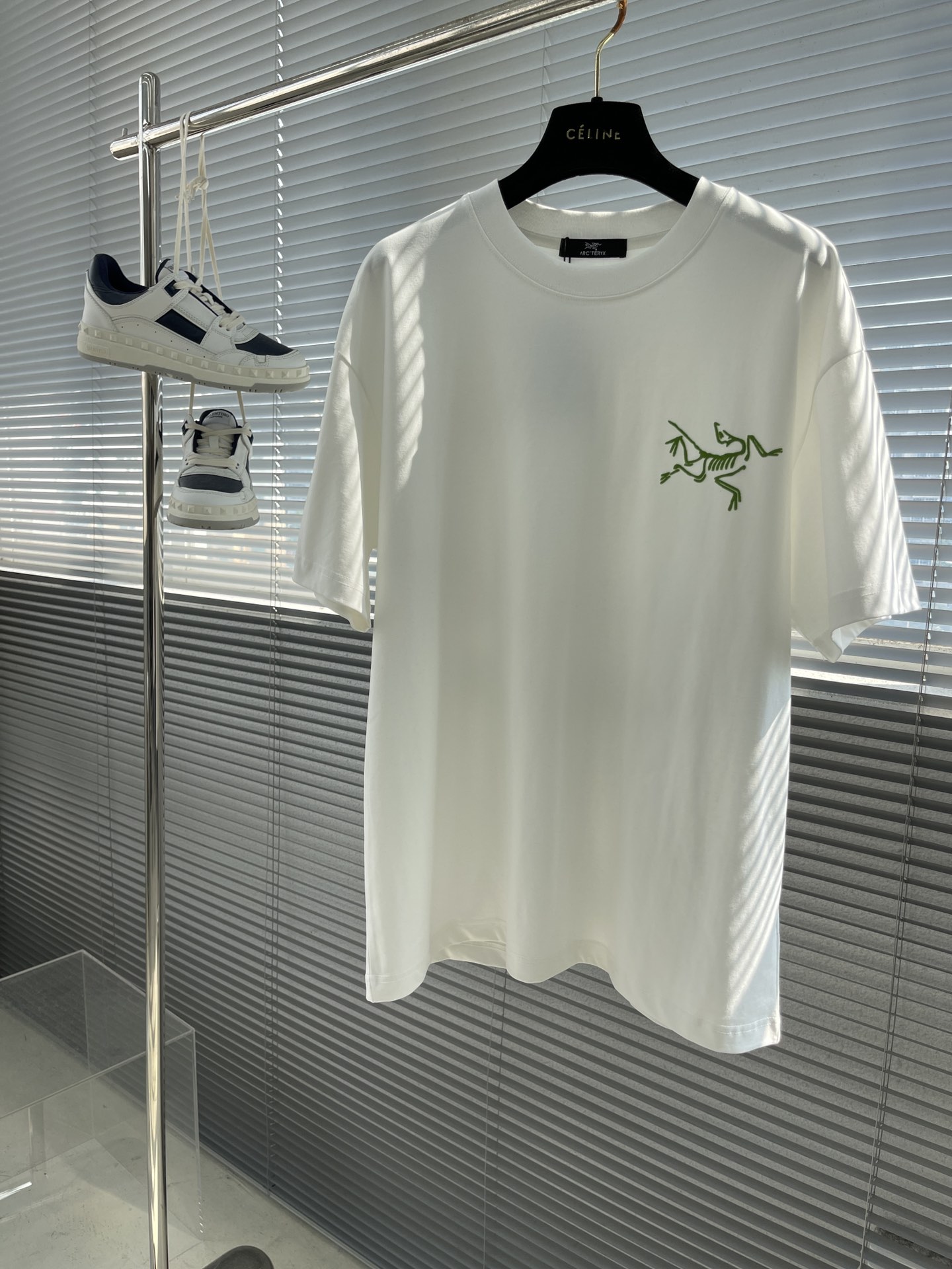 NO:125001,25ss bird...Bone-bone-on-chest, contrasting color matching, full of vitality, customized high-quality pure cotton fabric, comfortable and soft... S-3XL08,,jil sander,alexander wang1986090925ss 鸟家……胸口化骨鸟 撞色色彩搭配 活力满满 订制优质纯棉面料 舒适柔软.. 码数S-3XL08,,jil sander,alexander wang,Men's clothing