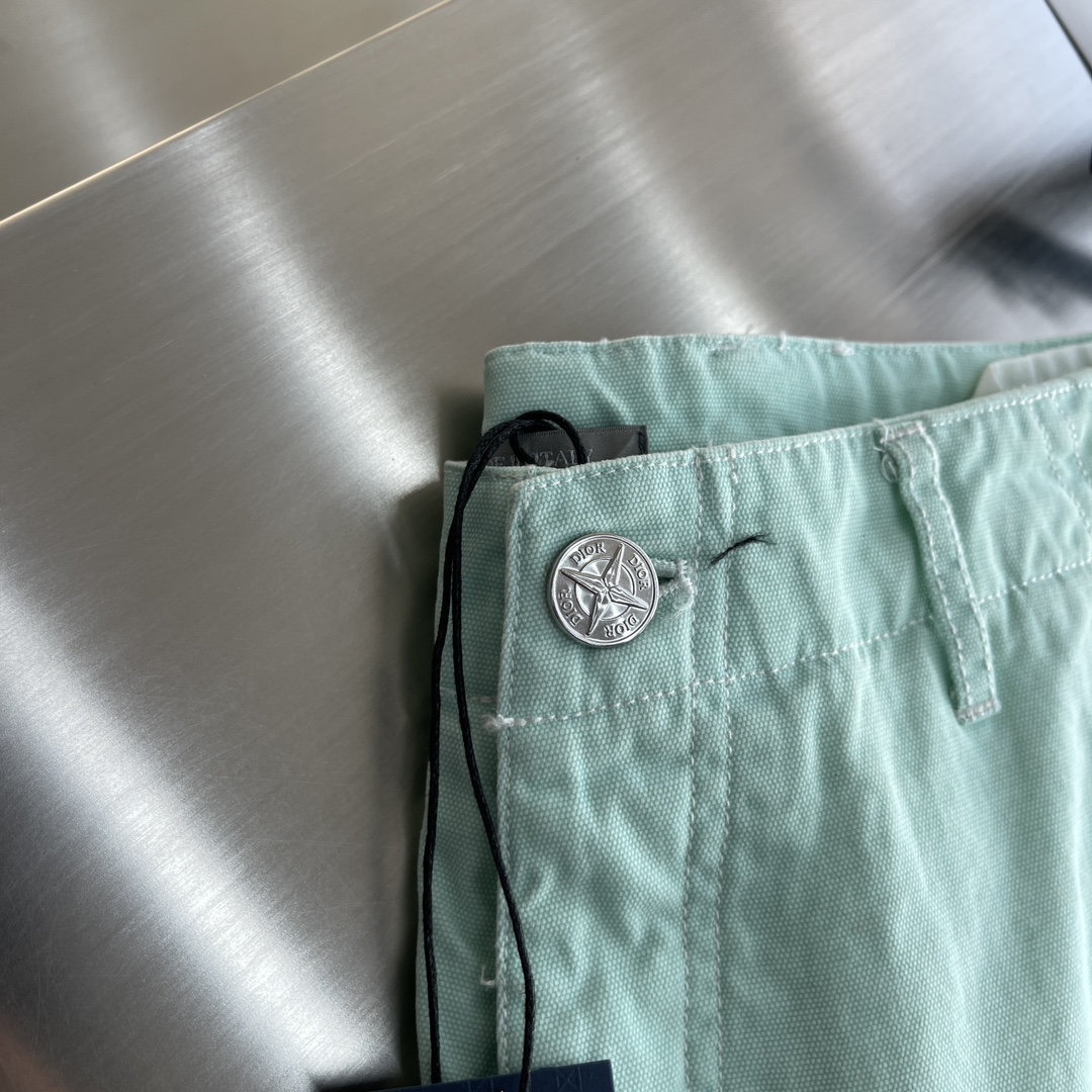 DIO AND Stone Island Light Green Cotton Shorts with Pocket Detail 5 i1721730791 1752 2