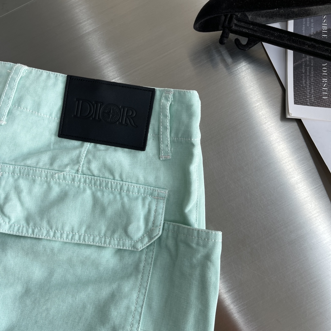 DIO AND Stone Island Light Green Cotton Shorts with Pocket Detail 8 i1721730791 7003 4