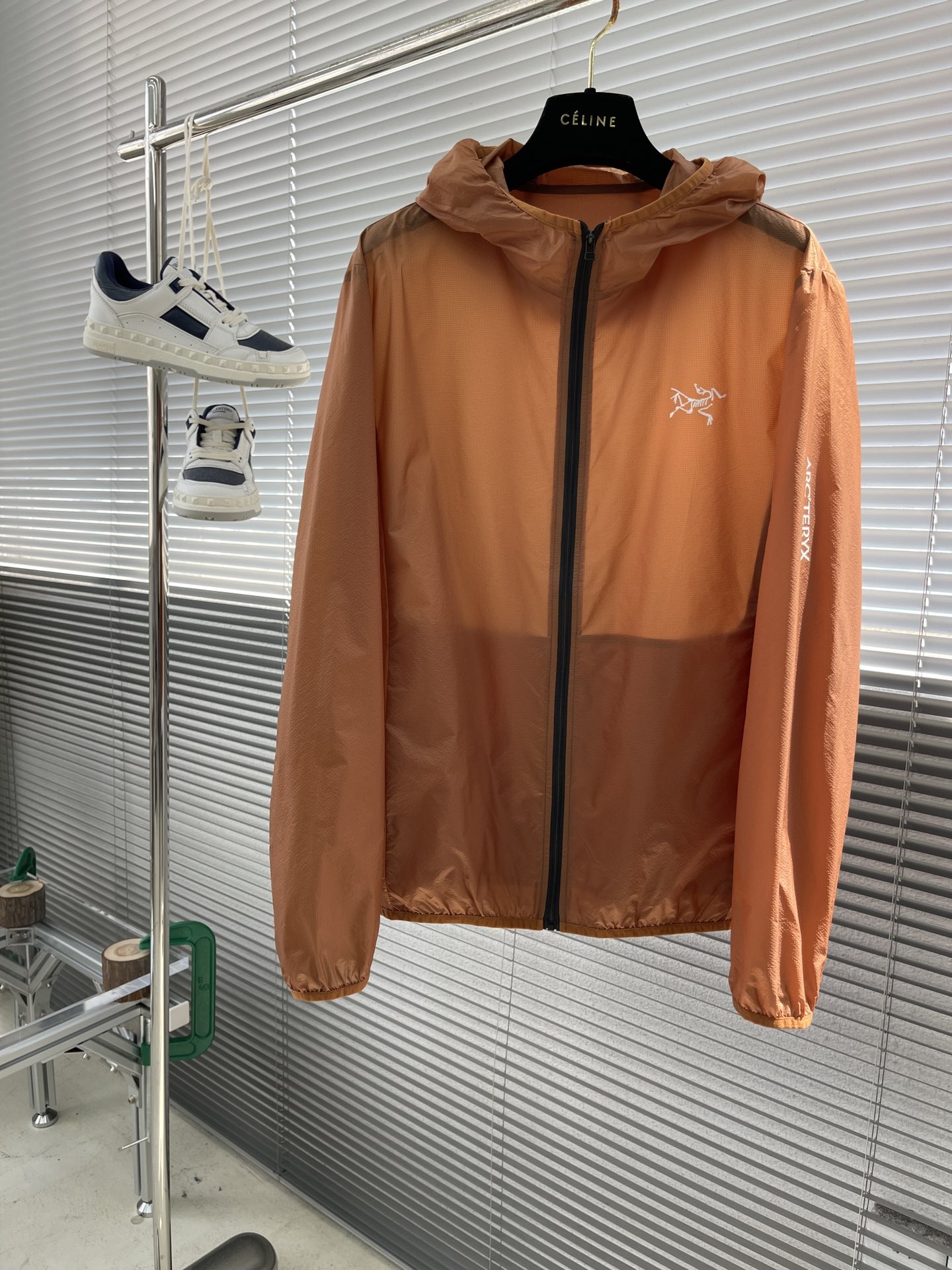 -🐦 鸟家 24夏季最新款连帽防晒服！穿着舒适 质感超强 运动休闲 出行必备！穿着时间长，整体设计时尚简