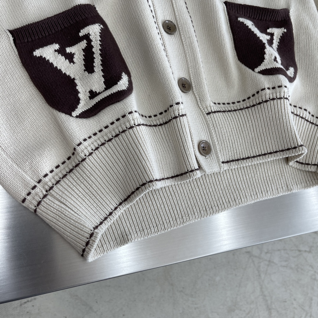Louis Vuitton Cotton Blend Cardigan with Intarsia Pockets 6 i1721900434 3861 4
