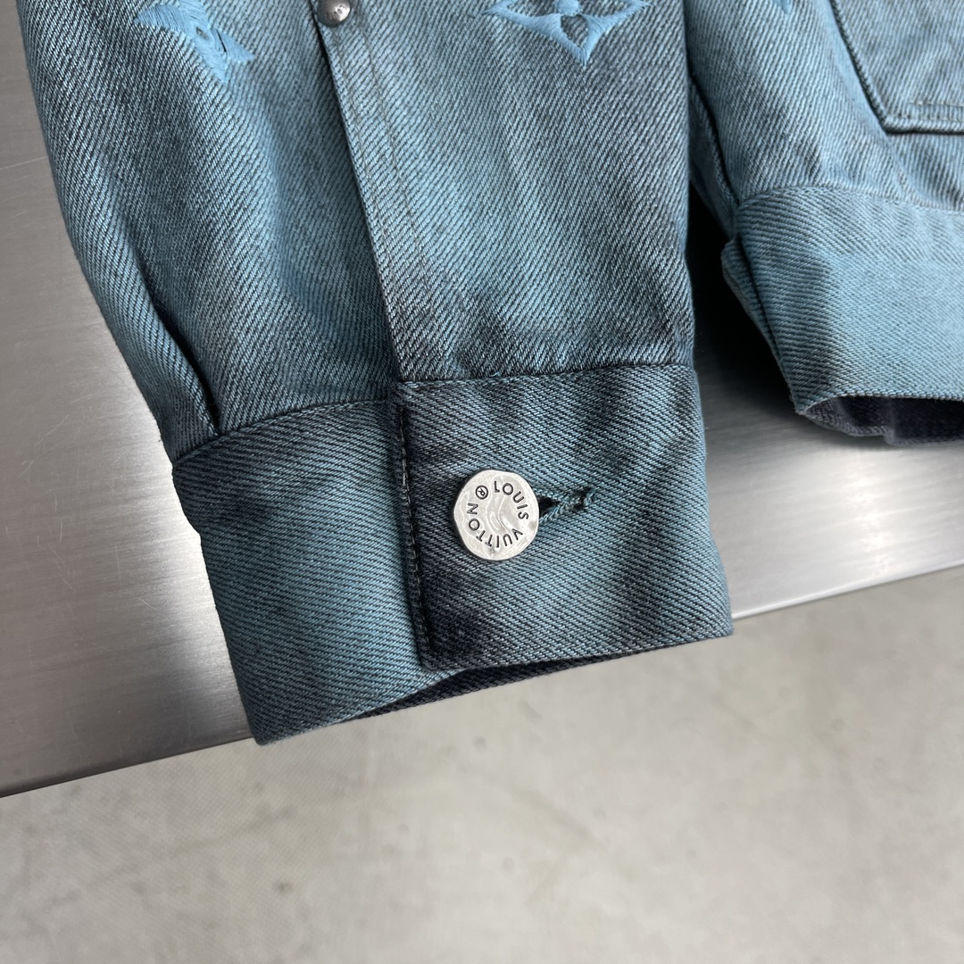 Louis Vuitton 24SS New Denim Jacket with Tie-Dye Aurora Monogram Embroidery 7 i1723623520 3917 3