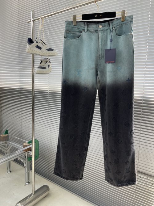 Louis Vuitton 24SS Men's Gradient Monogram Embroidered Tie-Dye Denim Pants 1 Louis Vuitton 24SS Men's Gradient Monogram Embroidered Tie-Dye Denim Pants