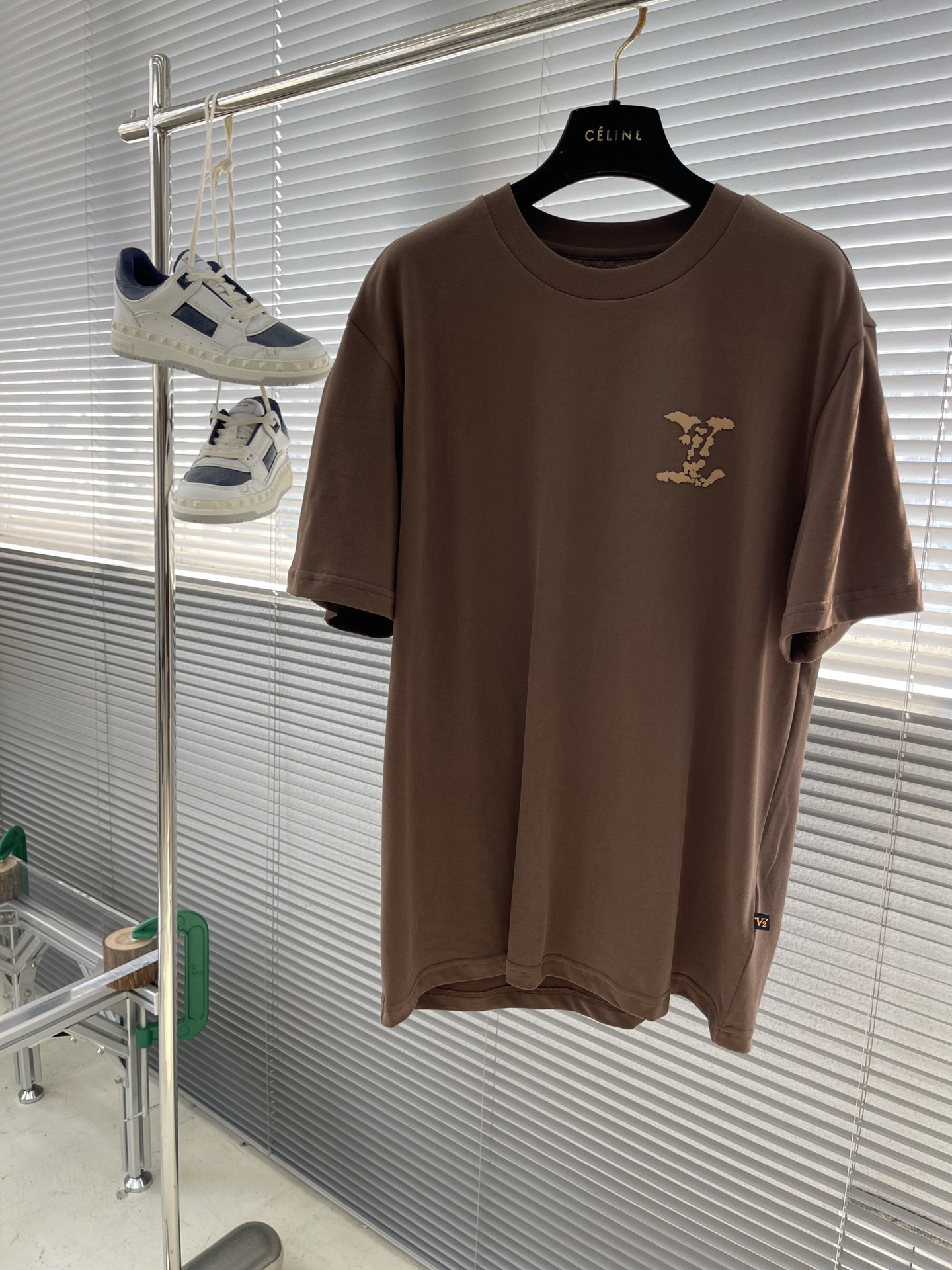 Louis Vuitton Men's Brown Carbon Brushed Cotton Short Sleeve T-Shirt 1 i1724923577 2545 0