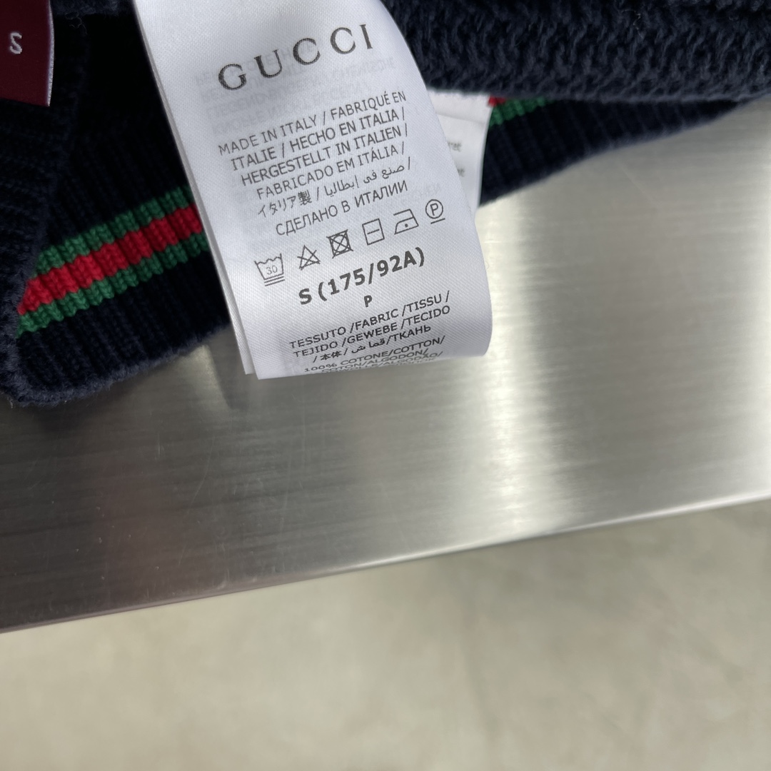 Gucci Wool & Cashmere Blend Ribbed Knit Cardigan with Striped Trim 8 i1725444260 2197 1