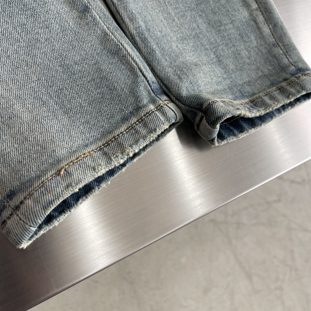Dolce & Gabbana 25SS Distressed Denim Jeans with DG Logo - Sizes 28-38 6 i1726130303 8211 3