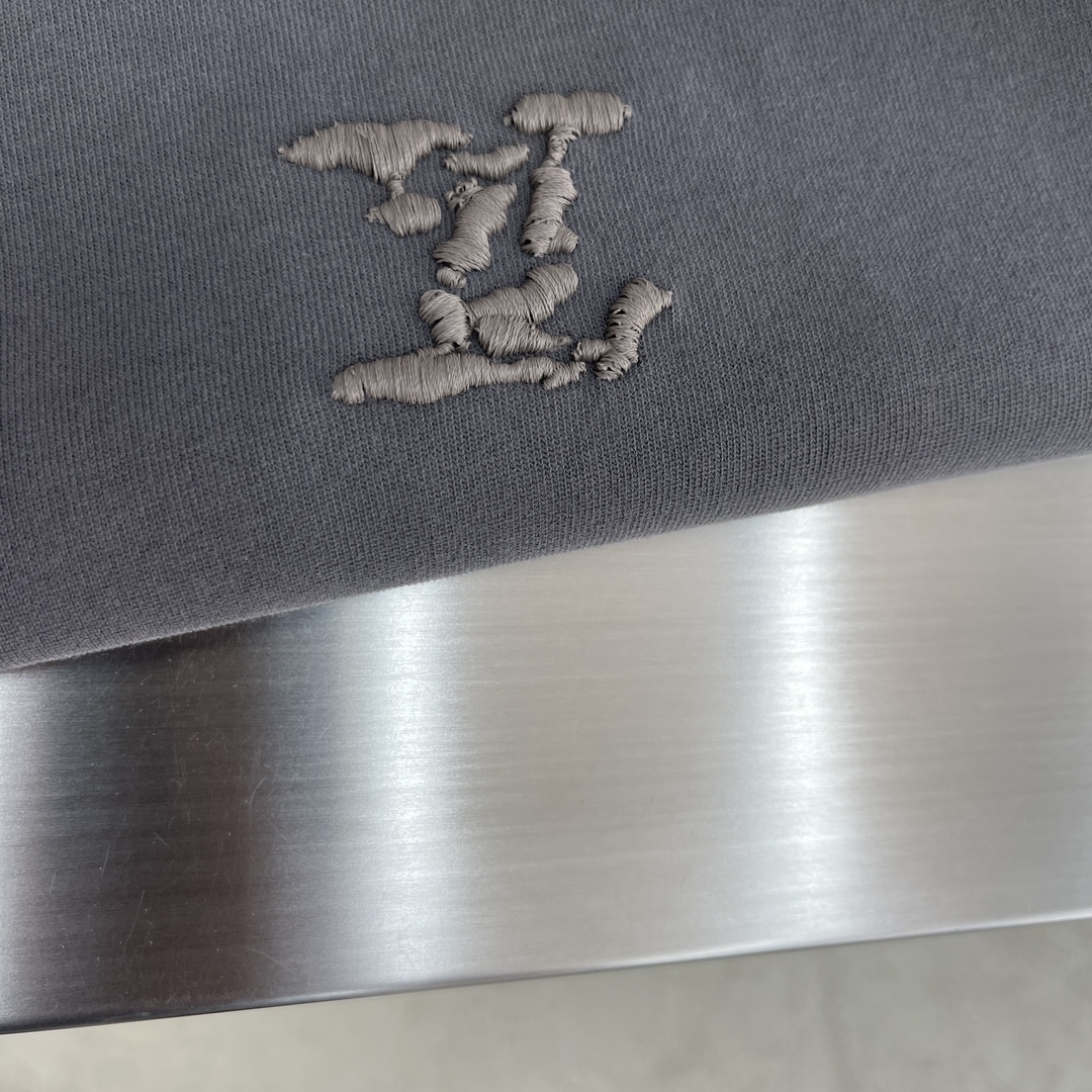 

-驴牌 2025秋冬卫衣系列

尺码   m-5xL
版型：微阔版型
克重：245克重
成份：碳素磨