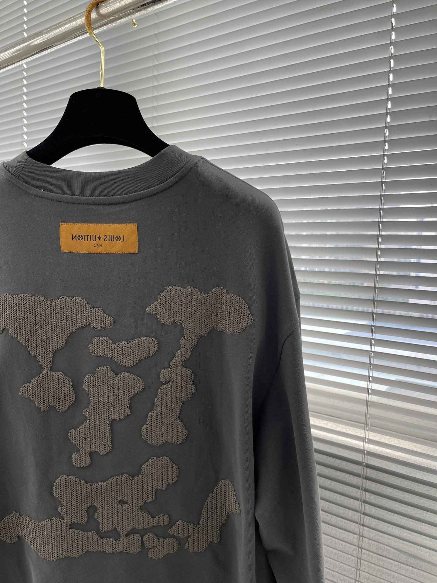 

-驴牌 2025秋冬卫衣系列

尺码   m-5xL
版型：微阔版型
克重：245克重
成份：碳素磨