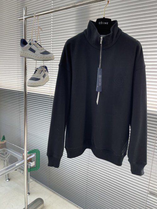 Dior CD Icon Half-Zip Sweatshirt: Modern Style, Cotton Fleece, Unisex Fit 1 Dior CD Icon Half-Zip Sweatshirt: Modern Style, Cotton Fleece, Unisex Fit