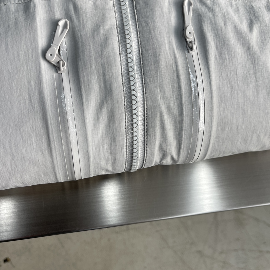 -🐦 鸟家 硬壳连帽中长款情侣防风羽绒服，采用定制五金辅料，无缝压胶，立体logo，90白鸭绒 最新科技