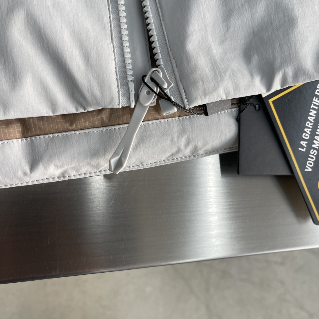 -🐦 鸟家 硬壳连帽中长款情侣防风羽绒服，采用定制五金辅料，无缝压胶，立体logo，90白鸭绒 最新科技