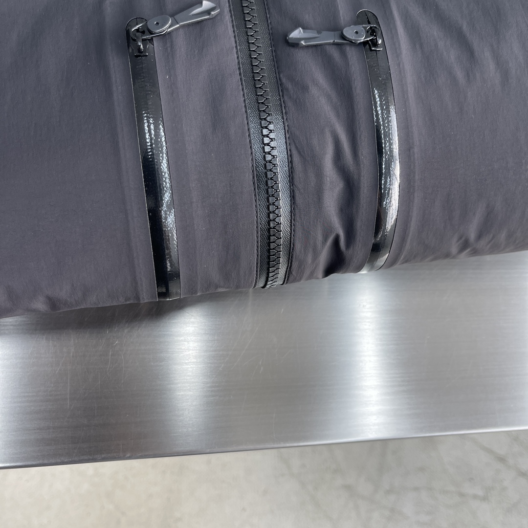 -🐦 鸟家 硬壳连帽中长款情侣防风羽绒服，采用定制五金辅料，无缝压胶，立体logo，90白鸭绒 最新科技